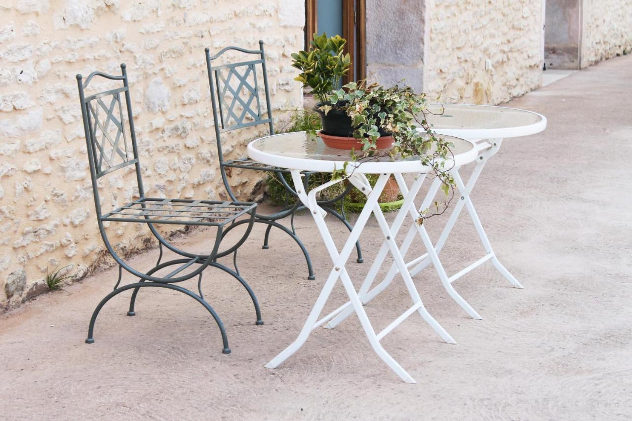 Domaine Joseph Lafarge Wine Resort Oeno-Tonneaux Experience Lugny Bagian luar foto
